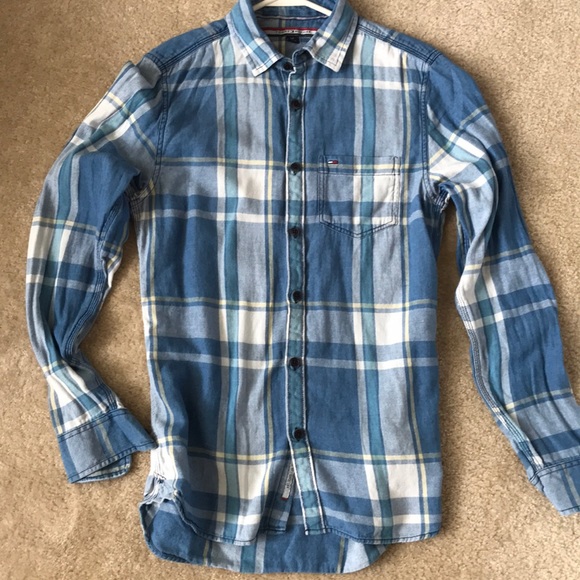 Tommy Hilfiger Other - Men’s Tommy Hilfiger light flannel shirt